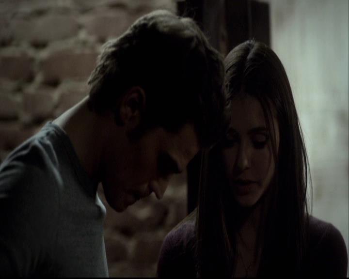 VampireDiariesWorld-dot-org_2x15TheDinnerParty2100.jpg