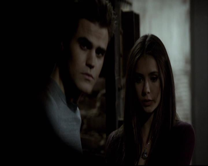 VampireDiariesWorld-dot-org_2x15TheDinnerParty2104.jpg