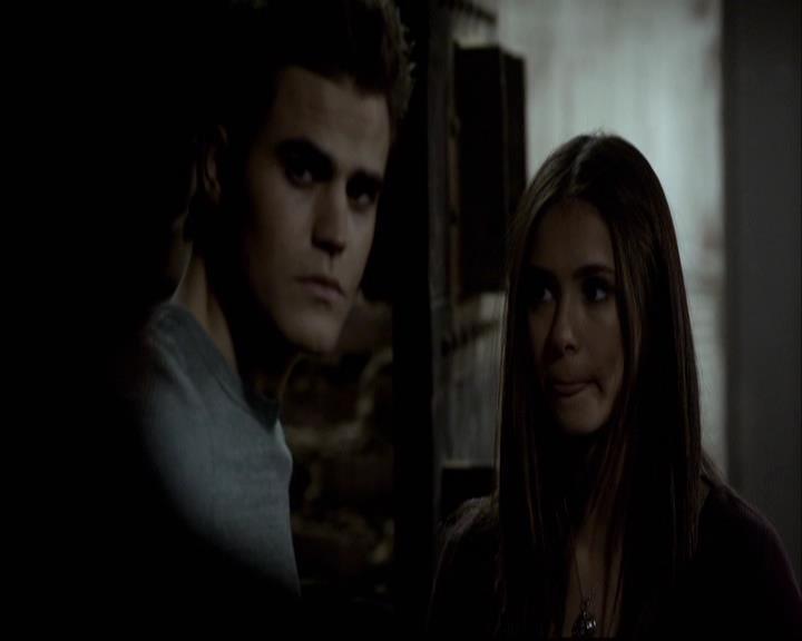 VampireDiariesWorld-dot-org_2x15TheDinnerParty2105.jpg