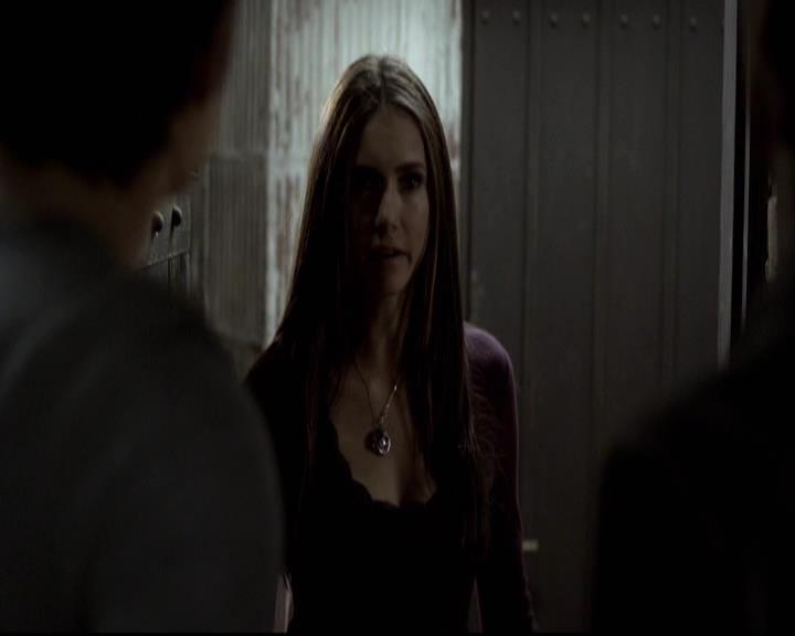 VampireDiariesWorld-dot-org_2x15TheDinnerParty2112.jpg