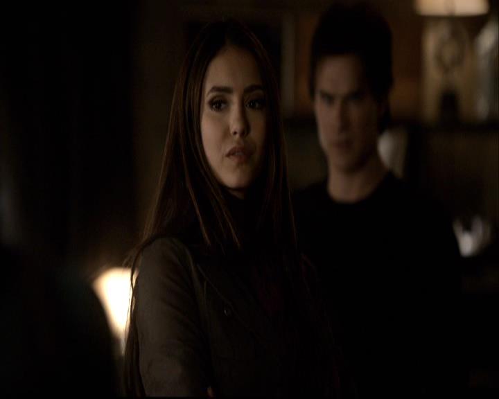 VampireDiariesWorld-dot-org_2x16TheHouseGuest0116.jpg