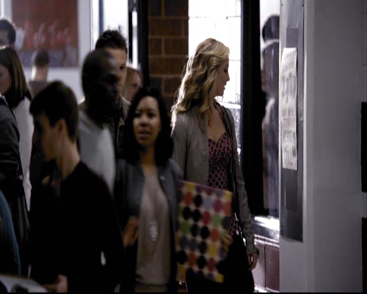VampireDiariesWorld-dot-org_2x16TheHouseGuest0126.jpg