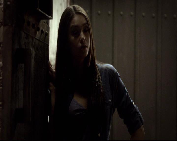 VampireDiariesWorld-dot-org_2x16TheHouseGuest0245.jpg