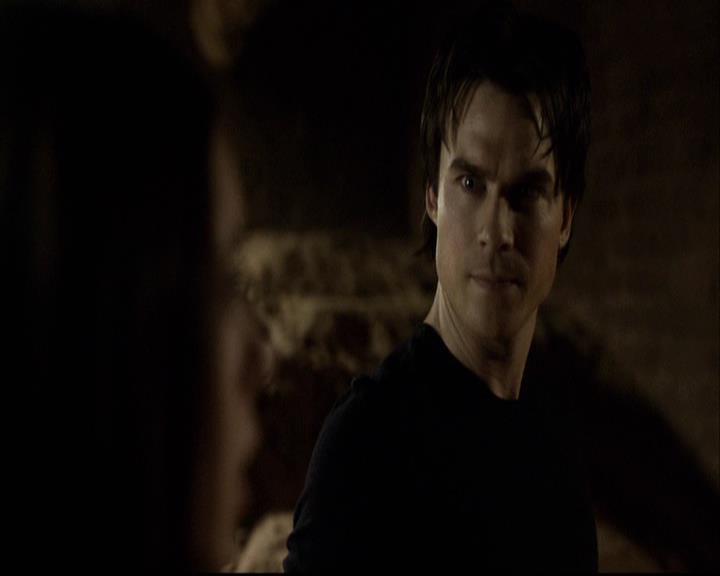 VampireDiariesWorld-dot-org_2x16TheHouseGuest0256.jpg