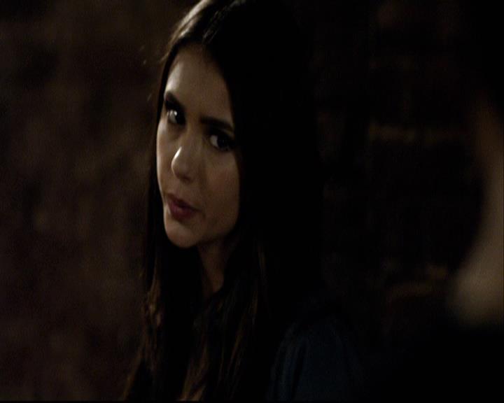 VampireDiariesWorld-dot-org_2x16TheHouseGuest0265.jpg