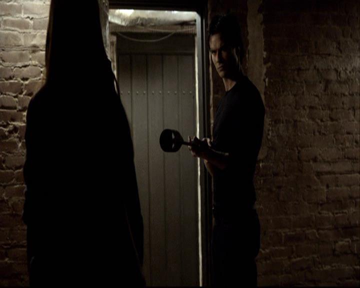 VampireDiariesWorld-dot-org_2x16TheHouseGuest0272.jpg