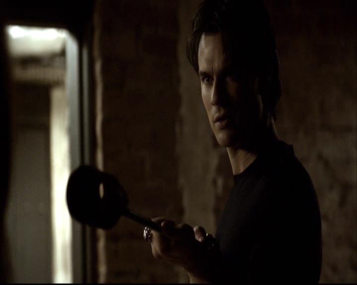 VampireDiariesWorld-dot-org_2x16TheHouseGuest0280.jpg