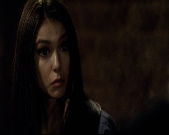 VampireDiariesWorld-dot-org_2x16TheHouseGuest0281.jpg