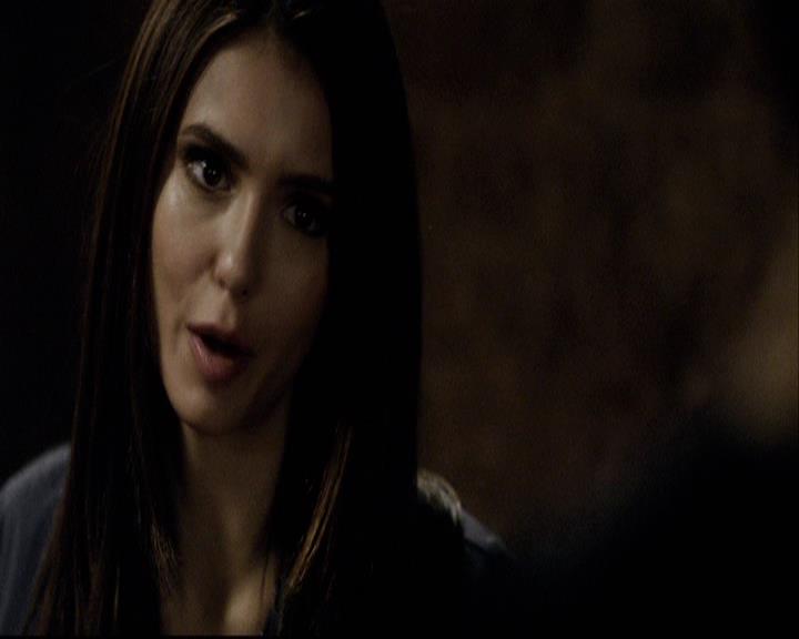 VampireDiariesWorld-dot-org_2x16TheHouseGuest0285.jpg