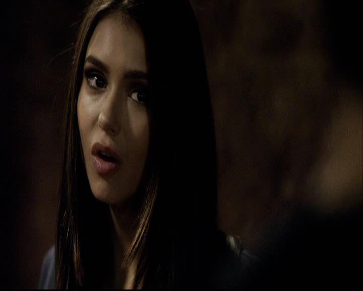 VampireDiariesWorld-dot-org_2x16TheHouseGuest0292.jpg