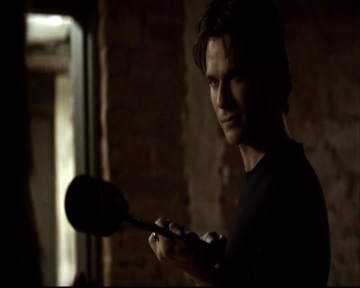 VampireDiariesWorld-dot-org_2x16TheHouseGuest0295.jpg