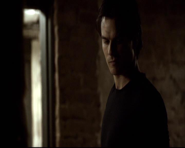 VampireDiariesWorld-dot-org_2x16TheHouseGuest0297.jpg