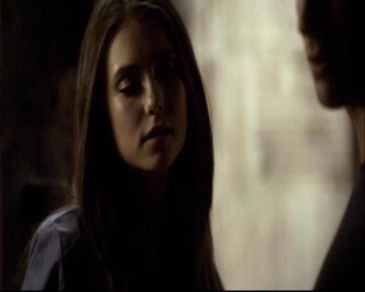 VampireDiariesWorld-dot-org_2x16TheHouseGuest0302.jpg