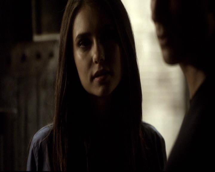 VampireDiariesWorld-dot-org_2x16TheHouseGuest0306.jpg