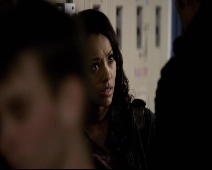 VampireDiariesWorld-dot-org_2x16TheHouseGuest0313.jpg