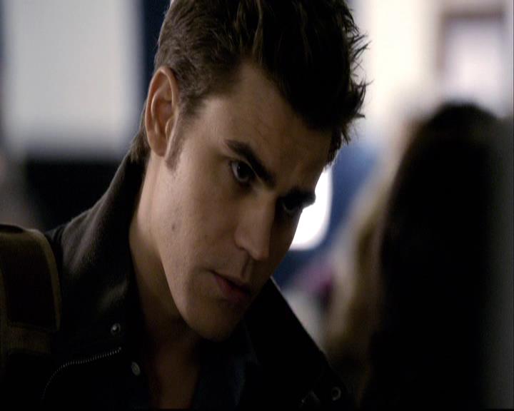 VampireDiariesWorld-dot-org_2x16TheHouseGuest0322.jpg