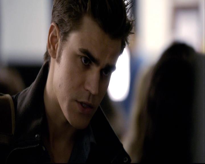 VampireDiariesWorld-dot-org_2x16TheHouseGuest0324.jpg