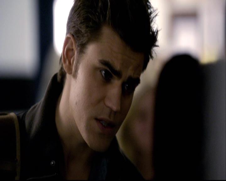 VampireDiariesWorld-dot-org_2x16TheHouseGuest0332.jpg