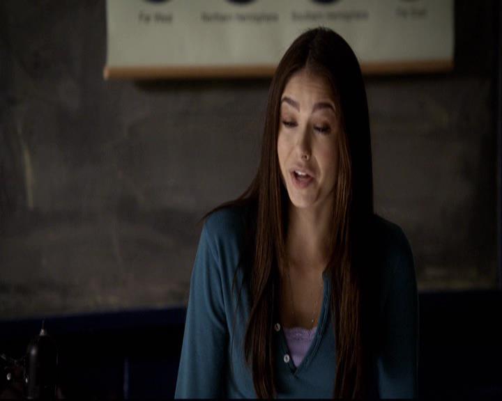 VampireDiariesWorld-dot-org_2x16TheHouseGuest0359.jpg