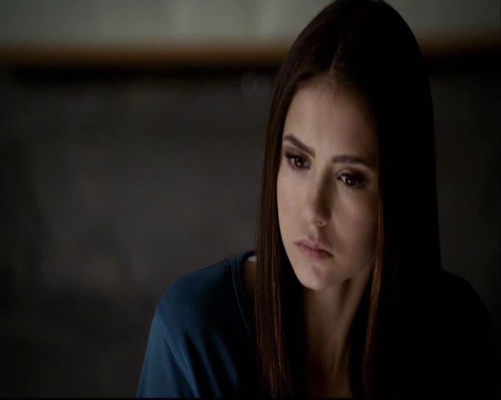 VampireDiariesWorld-dot-org_2x16TheHouseGuest0371.jpg