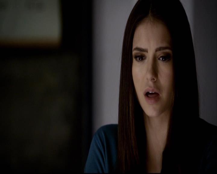 VampireDiariesWorld-dot-org_2x16TheHouseGuest0390.jpg