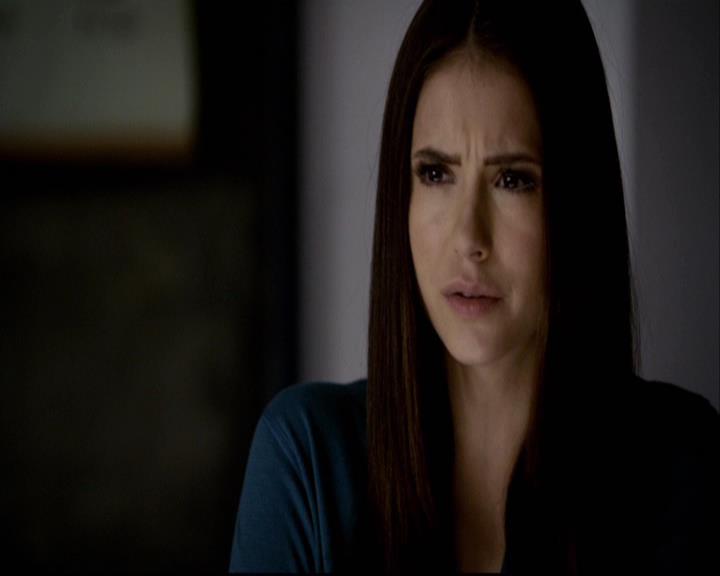 VampireDiariesWorld-dot-org_2x16TheHouseGuest0391.jpg