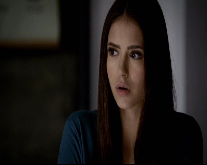 VampireDiariesWorld-dot-org_2x16TheHouseGuest0393.jpg