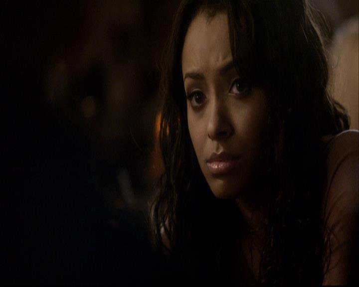 VampireDiariesWorld-dot-org_2x16TheHouseGuest0441.jpg