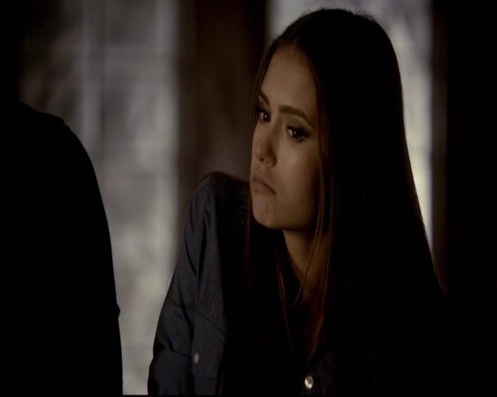 VampireDiariesWorld-dot-org_2x16TheHouseGuest0472.jpg