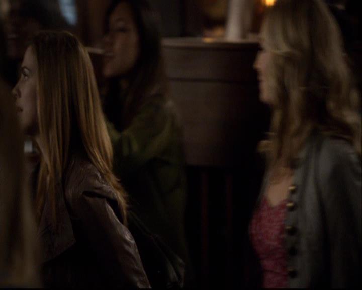 VampireDiariesWorld-dot-org_2x16TheHouseGuest0998.jpg