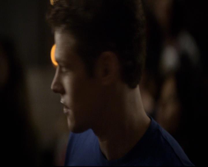 VampireDiariesWorld-dot-org_2x16TheHouseGuest1006.jpg