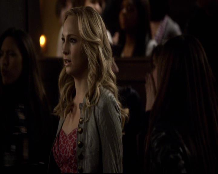 VampireDiariesWorld-dot-org_2x16TheHouseGuest1049.jpg