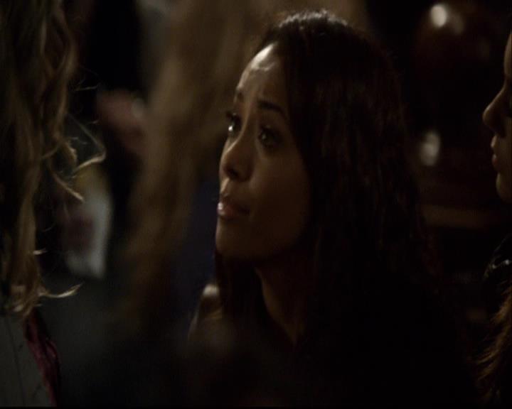 VampireDiariesWorld-dot-org_2x16TheHouseGuest1051.jpg