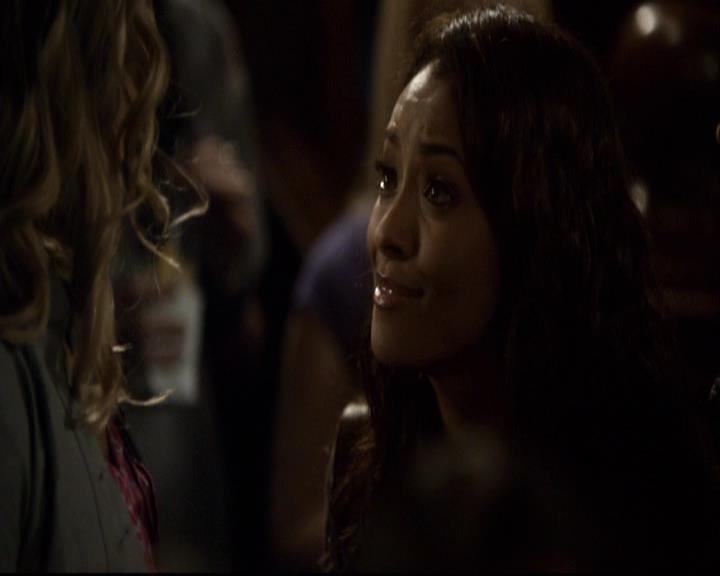 VampireDiariesWorld-dot-org_2x16TheHouseGuest1052.jpg
