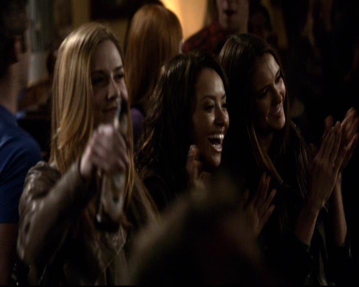 VampireDiariesWorld-dot-org_2x16TheHouseGuest1225.jpg