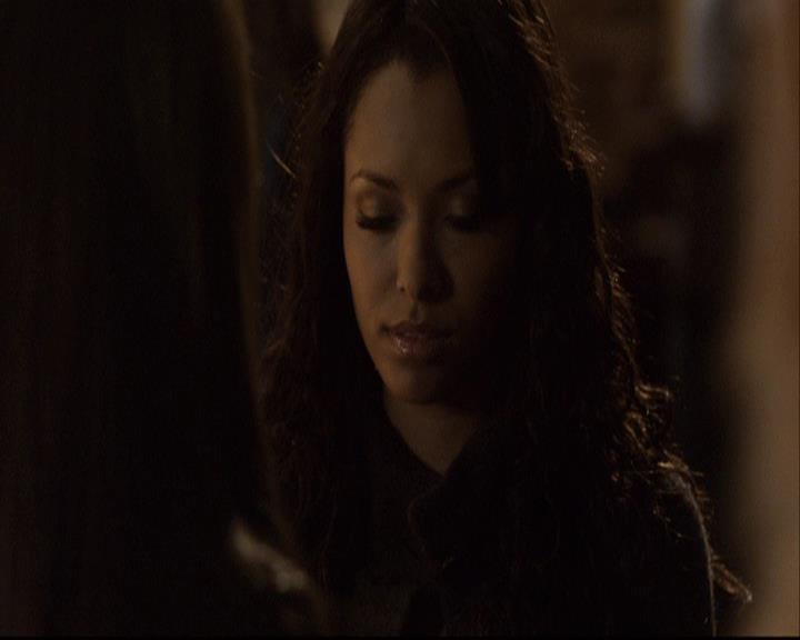 VampireDiariesWorld-dot-org_2x16TheHouseGuest1427.jpg