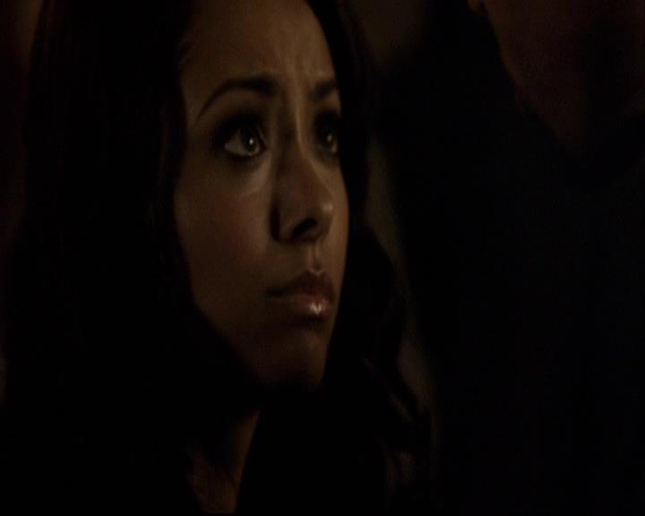 VampireDiariesWorld-dot-org_2x16TheHouseGuest1503.jpg