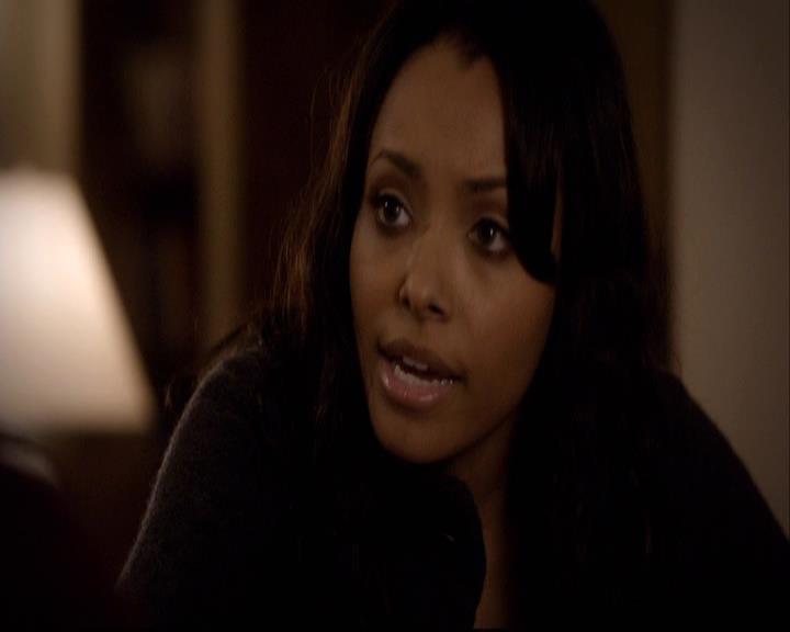 VampireDiariesWorld-dot-org_2x16TheHouseGuest1690.jpg