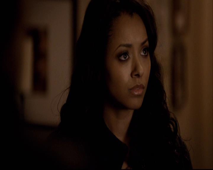 VampireDiariesWorld-dot-org_2x16TheHouseGuest1711.jpg