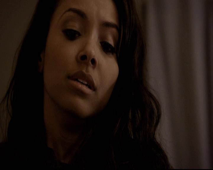 VampireDiariesWorld-dot-org_2x16TheHouseGuest1759.jpg