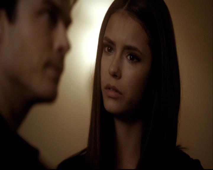 VampireDiariesWorld-dot-org_2x16TheHouseGuest1792.jpg