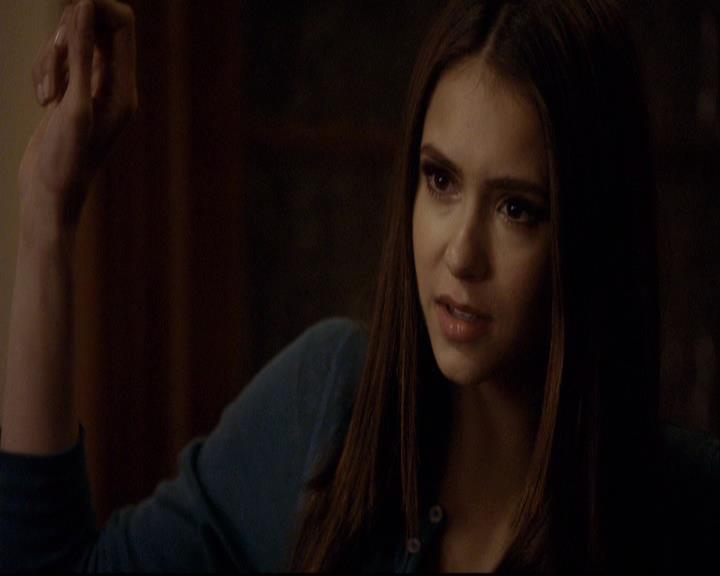 VampireDiariesWorld-dot-org_2x16TheHouseGuest1813.jpg