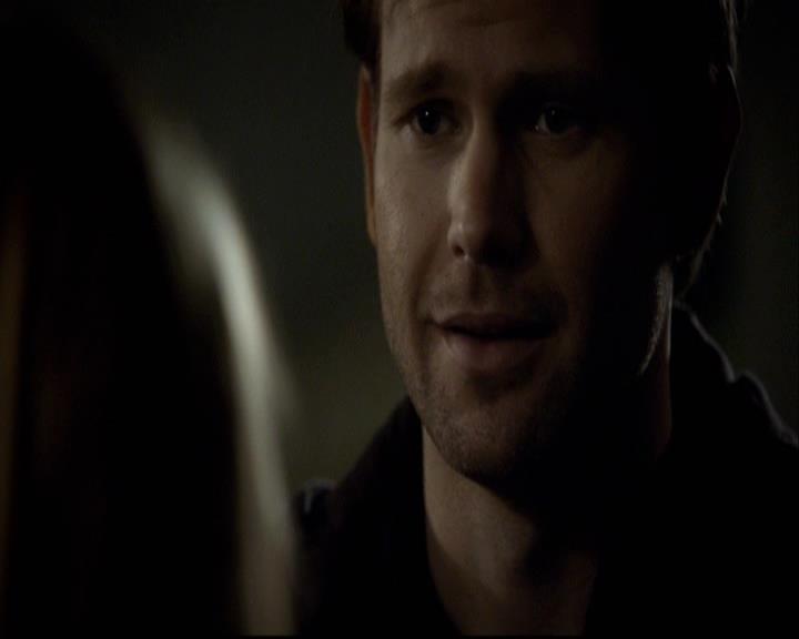 VampireDiariesWorld-dot-org_2x16TheHouseGuest1857.jpg
