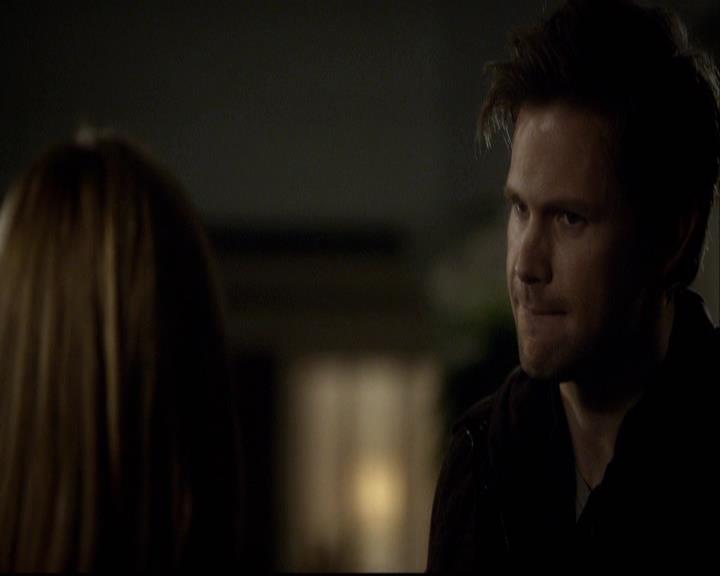 VampireDiariesWorld-dot-org_2x16TheHouseGuest1879.jpg