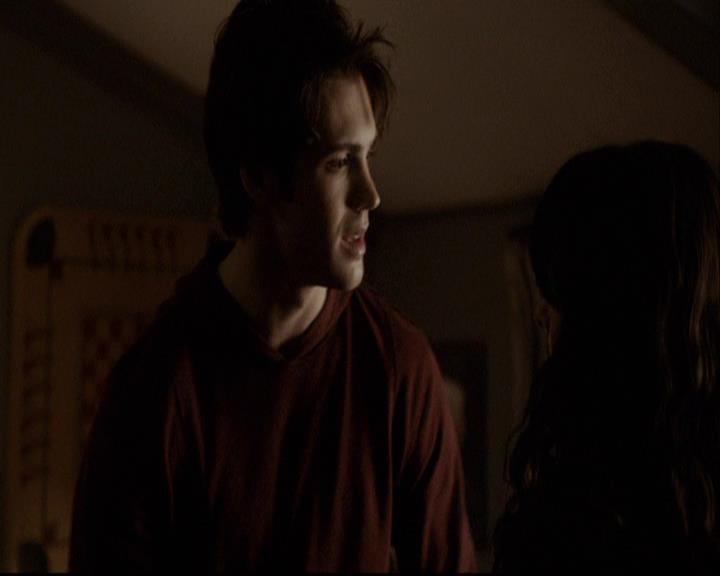 VampireDiariesWorld-dot-org_2x16TheHouseGuest1901.jpg