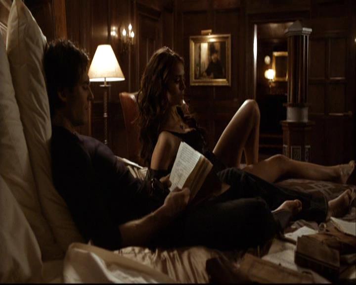 VampireDiariesWorld-dot-org_2x16TheHouseGuest1963.jpg