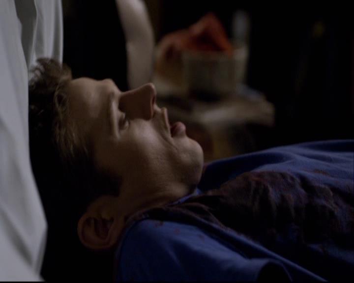 VampireDiariesWorld-dot-org_2x16TheHouseGuest2046.jpg
