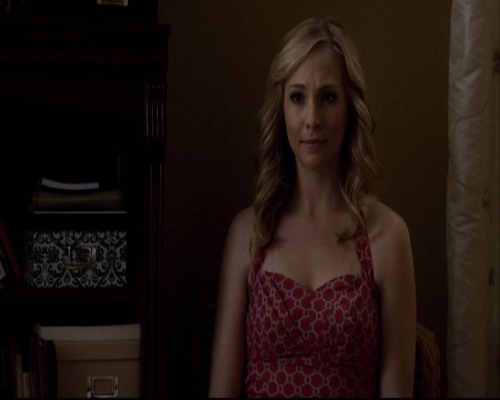 VampireDiariesWorld-dot-org_2x16TheHouseGuest2059.jpg
