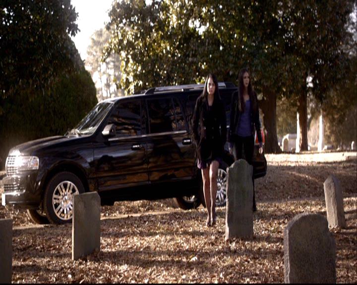 VampireDiariesWorld-dot-org_2x17KnowThyEnemy1592.jpg