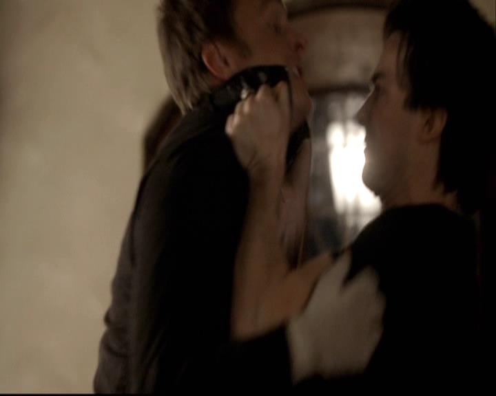 VampireDiariesWorld-dot-org_2x17KnowThyEnemy1885.jpg